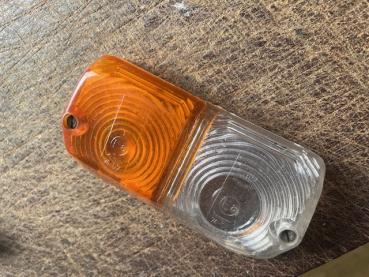 Kappe für Blinker + Standlicht UTB TIH vorne rechts