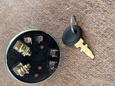Zündschloß Lichtschalter Fiat 415 - 640 Restposten mit 1x Schlüßel