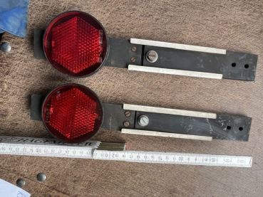 Rückstrahler NVA rund 80 mm Original DDR GST IFA LKW  verstellbar