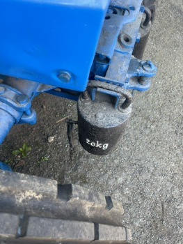 Frontgewichte Eigenbau für UTB 445 V