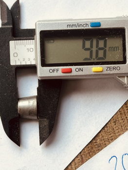 Eicher Ventilkeil EDK EDL – Artikel-Nr.1620073M1 Ventilkegelhälfte gebraucht