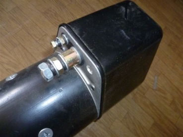 Anlasser UTB 650 651 Raupe S651