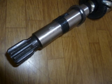 Lenkungsspindel UTB 650 651