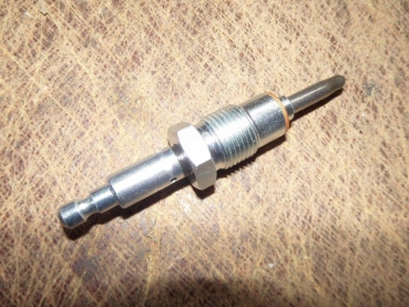 Glühkerze Traktor Fiat 411 + 415 ( 415DT) + Ford 24 Volt