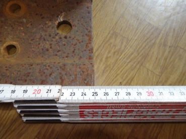 Kettenplatten Raupe UTB SV445 rechte Seite gut gebraucht