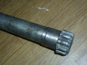 Zwischenwelle Antrieb Hydraulikpumpe vorn TIH