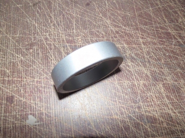 Ringbuchse breit für Welle vom Kraftheber UTb Fiat 480-640 55.46 65.46