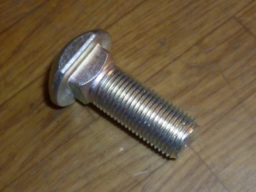 Schraube + Mutter für Befestigung Felgenteller alle UTB + Fiat Traktor