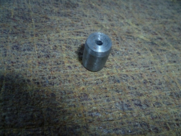 Stift mit Ölbohrung für Zylinderkopf UTB Fiat TIH