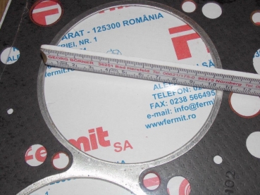 Kopfdichtung für Kolben mit  102 mm UTB 445 Fiat R 450