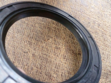 Simering für Kurbelwelle vorn Utos UTB 650 651 auch M  65 x 90 x 12