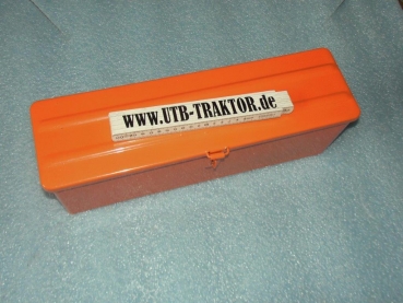 Werkzeugkasten Werkzeugkiste Traktor UTB + Fiat 450 bis 640