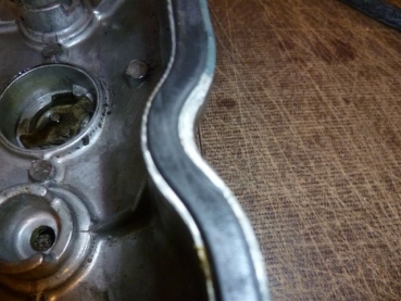 Ventildeckeldichtung innen 2 Zyl. Motor UTB 300 + 302