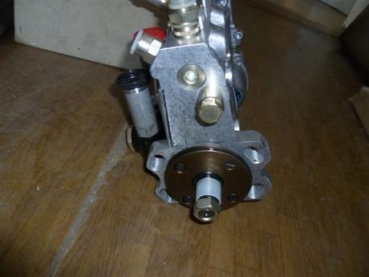 Einspritzpumpe UTB U 650 651 und Raupe S 651 original Meffin