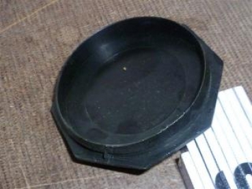 Verschlußkappe für Amaturenbrett UTB