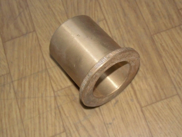 Buchse mit Bund für Mittelachbolzen TIH 445