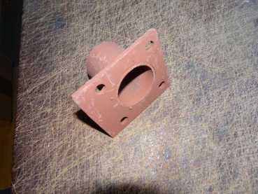 Stutzen auf Thermostat UTB 550 640 643 - braun