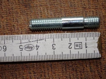 Stehbolzen M8 Gesamtlänge  44mm UTB TIH Fiat