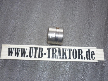 Buchse für Umlenkhebel unten Vorderachse Nut außen 2 Löcher UTB Fiat 415 bis 640