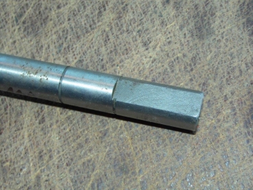 Schaltwelle im Allradgetriebe Fiat UTB DT