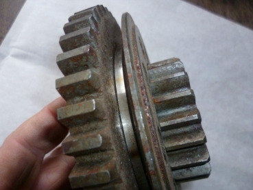 Zahnrad Allrad im Differenzial mit Nut für Bremsklotz UTB Fiat 45/20