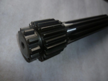 Vorgelegewelle im Getriebe UTB Fiat TIH