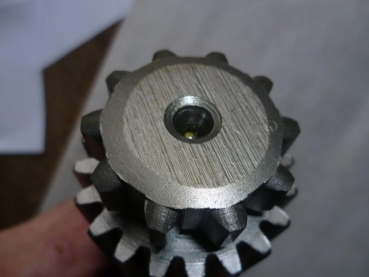 Vorgelegewelle im Getriebe UTB Fiat TIH