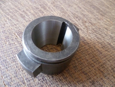 Antrieb Adapter Hydraulkpumpe UTB 650 651