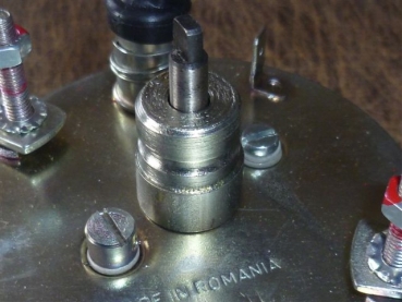 Tachometer Drehzahlmesser  UTB TIH z. klemmen