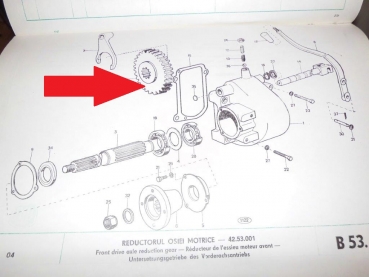 Zahnrad mit Nut im Allrad getriebe UTB Fiat DT 35 Z