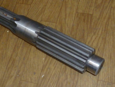 Welle kurz im Allradgetriebe DT Fiat UTB