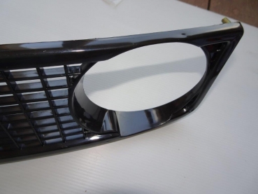 Frontgrill für Lampeneinbau  oben UTB V445 Fiat 54C + 400 450 540 550 640 schwarz