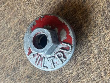 Verschraubung Ventil Deckel Hydraulikölfilter für Lenkhilfe UTB FIAT 550 gebraucht