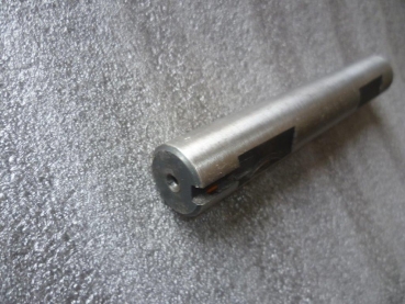 Welle mit Nut 22 mm im Differenzial TIH UTB