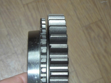 Zahnrad Getriebe 4. Gang untere Welle UTB + Fiat 540 640 55.46 65.46 70.56