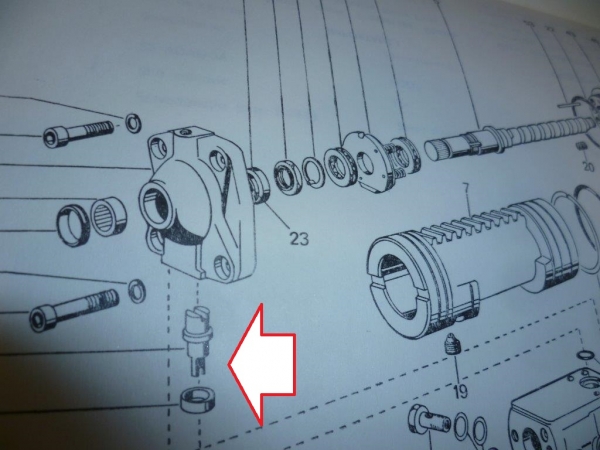 Hebel + Buchse für Lenkung UTB 650 651 + M