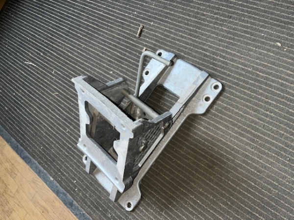 Sitzgestell Beifahrersitz DDR Bestand zum Kippen IFA W50 L60 Robur