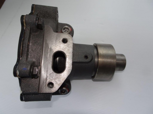 Wasserpumpe Fiat 580 680 780 1180