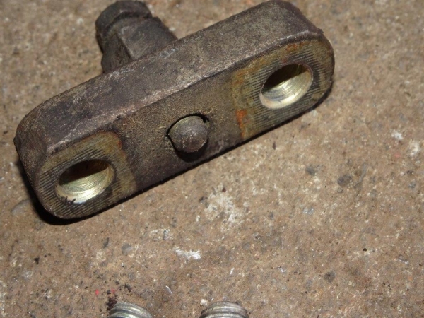 Klemmschraube Stellschraube Verbinder Kupplungsautomat UTB 300 302 445 TIH Fiat z.B. 450