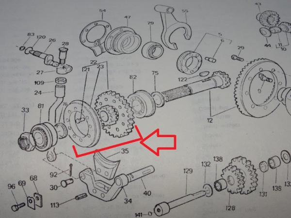 Zahnrad Allrad im Differenzial mit Nut für Bremsklotz UTB Fiat 45/18