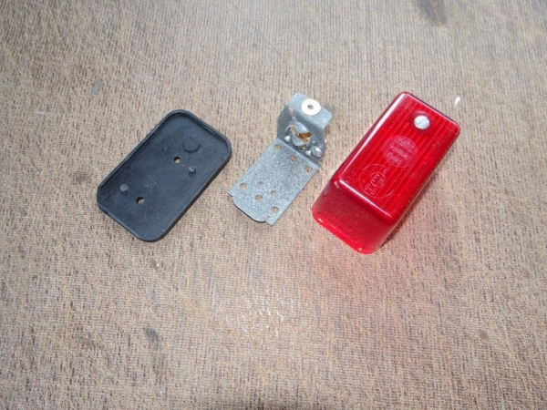 1 Stück Blinker  Blinklicht Rot DDR IFA Simson Krause Duo Rücklicht FER Ruhla