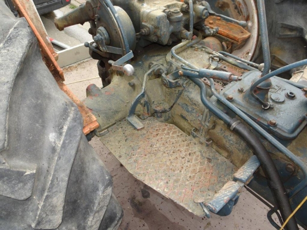 Ersatzteile Fiat 315 Lenkgetriebe Elektrik Differenzial Achstichter u.s.w.