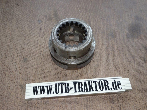 Gehäuse für Zahnrad im Untersetzer Getriebe UTB TIH Fiat