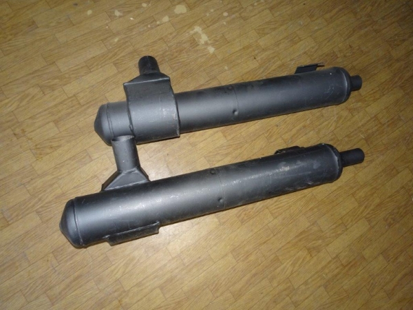 2 Stück Auspuff GT124 T157 Schalldämpfer  re. + li. incl. Versandkosten