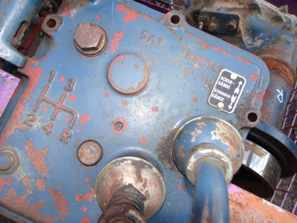 Achstrichter Endvorgelege Differenzial Traktor Fiat 640