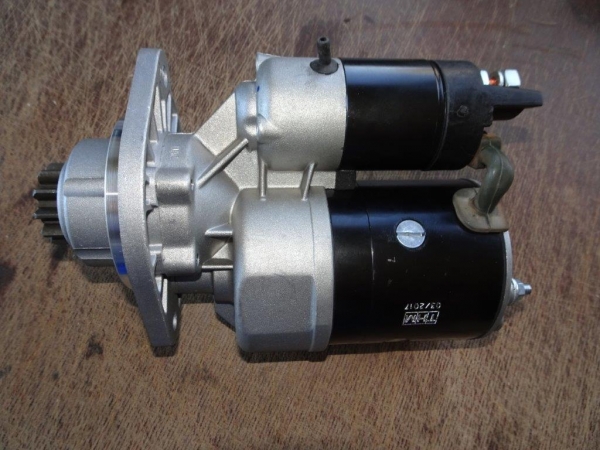 Anlasser Starter Getriebeanlasser Zetor 5011 5211 ohne Versandkosten