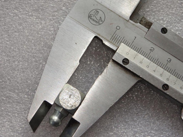 Schmiernippel 90 Grad Winkel Schlüßelweite 11 mm Gewinde 10mm