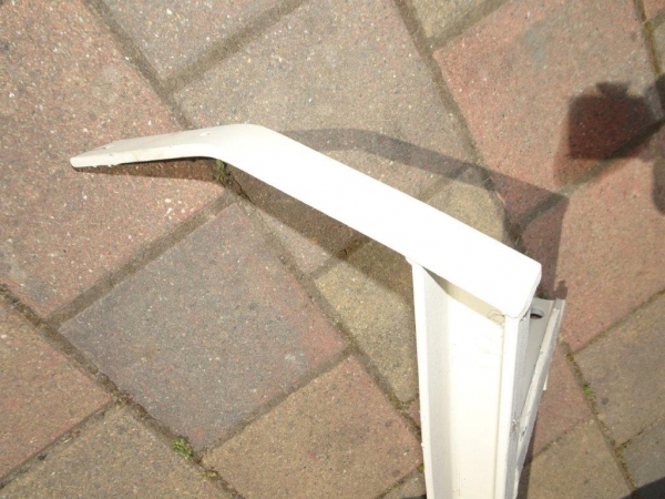 2 Stück Halter für Kotflügel ZT 300 vorn incl. Versand