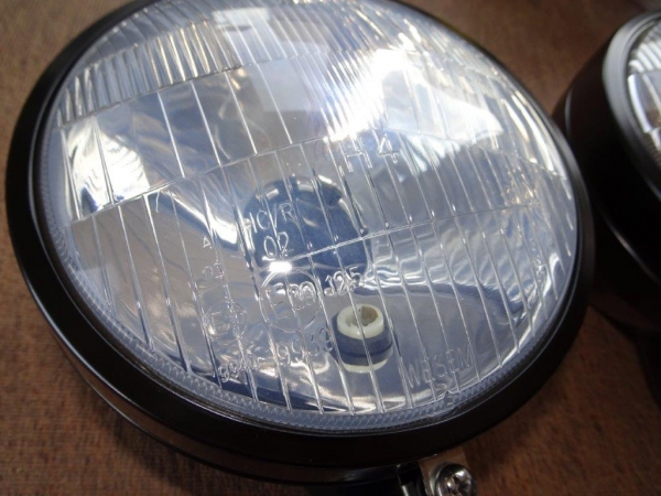 1x Scheinwerfer senkrecht H4