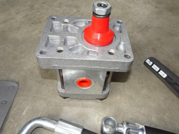 Hydraulische Lenkung Lenkungsunterstützung Lenkhilfe Traktor  Fiat 550 600 640 . . .